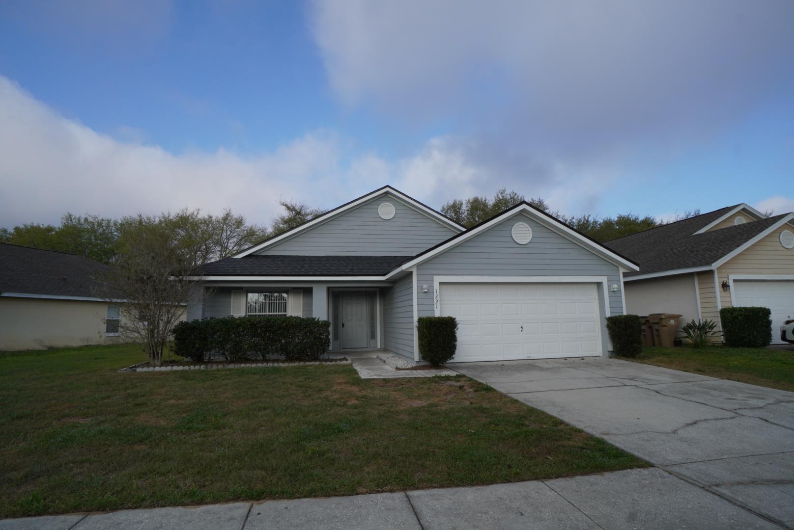 Photo of property: 1221 Cedarwood Way Clermont, Fl 34711