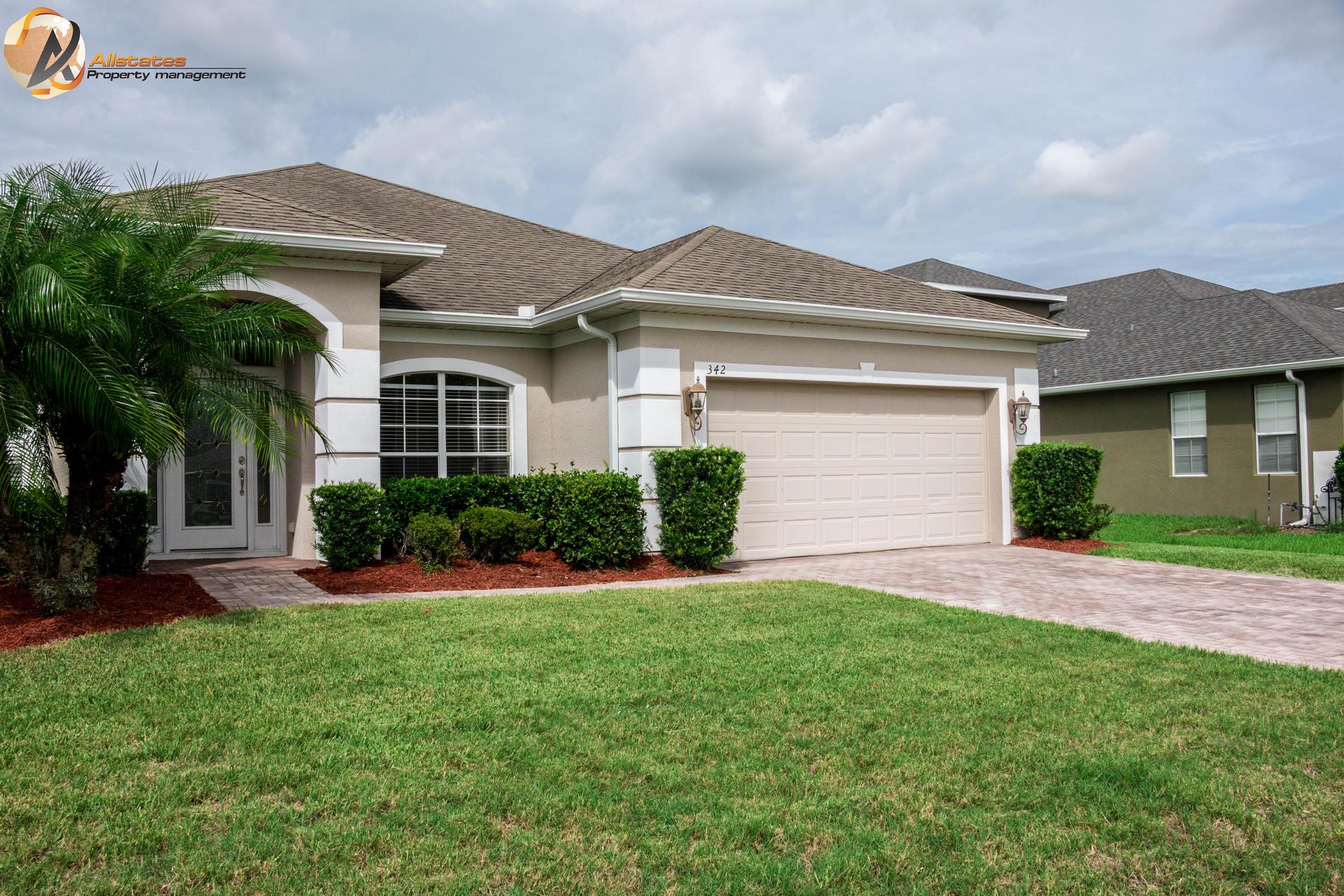Photo of property: 342 Courtlea Park Dr. Winter Garden Fl 34787