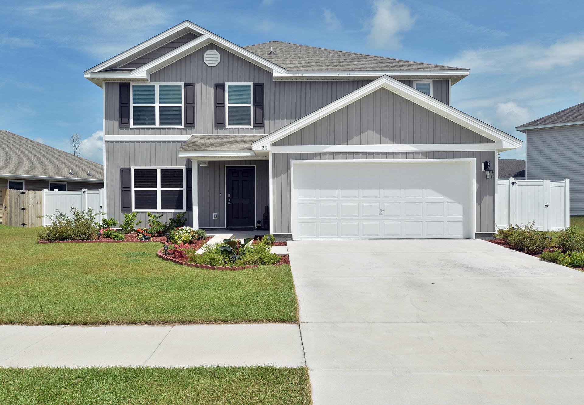 Photo of property: 211 Red Bay rd, Callaway, FL 32404