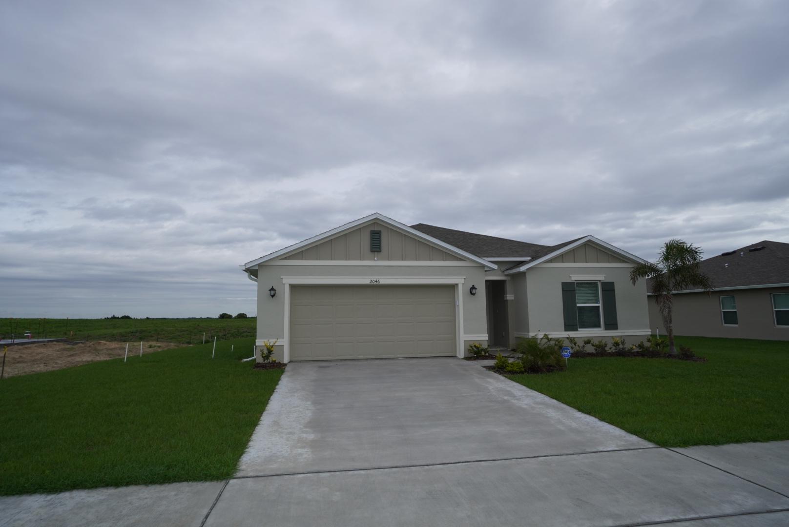 Photo of property: 2046 Ficus Street Mascotte, FL 34753