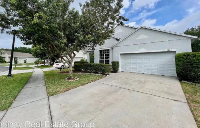 Photo of property: 9883 Palmetto Dunes Ct, Orlando, FL 32832