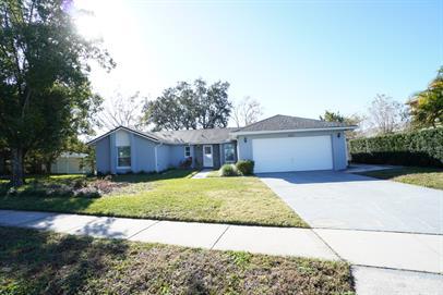 Photo of property: 2206 Whispering Maple Drive Orlando, FL 32837