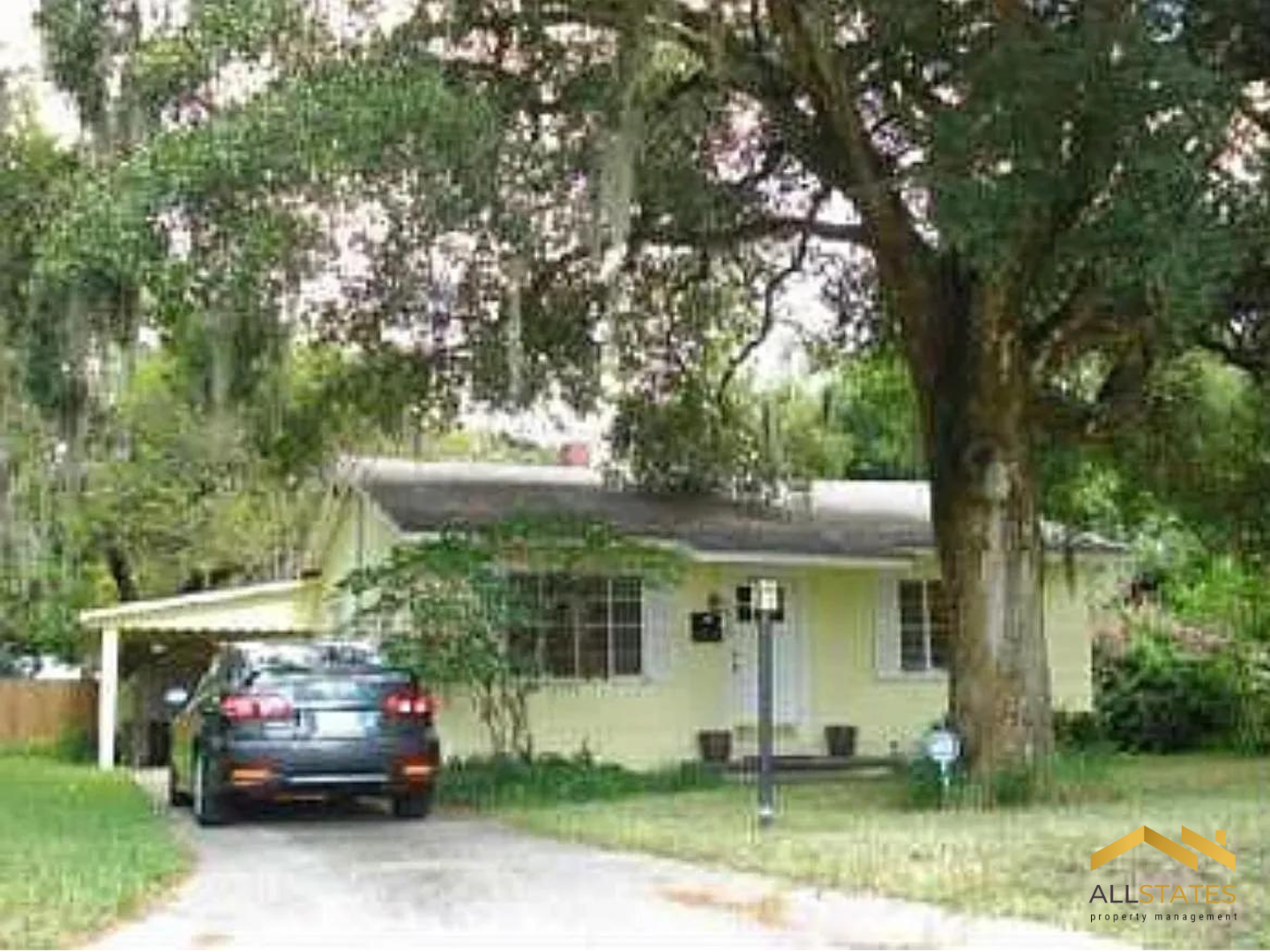 Photo of property: 1418 E Powhatan Ave, Tampa, FL 33604