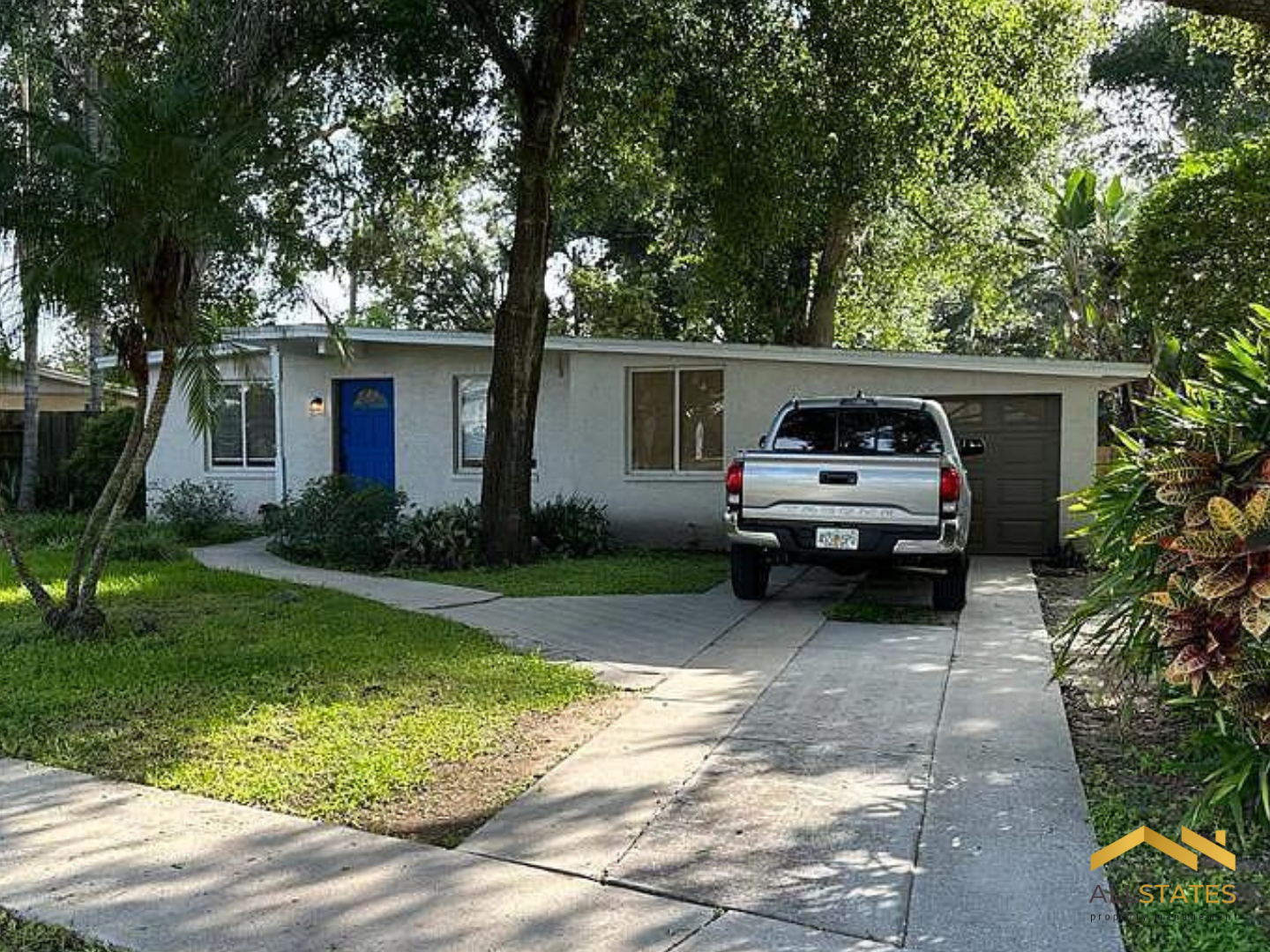 Photo of property: 732 Clayton St, Brandon, FL 33511