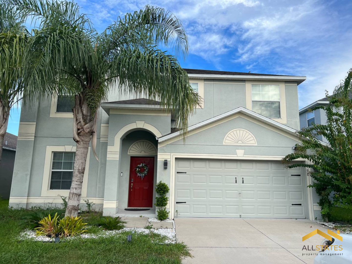 Photo of property: 1598 Thetford Circle Orlando, FL 32824