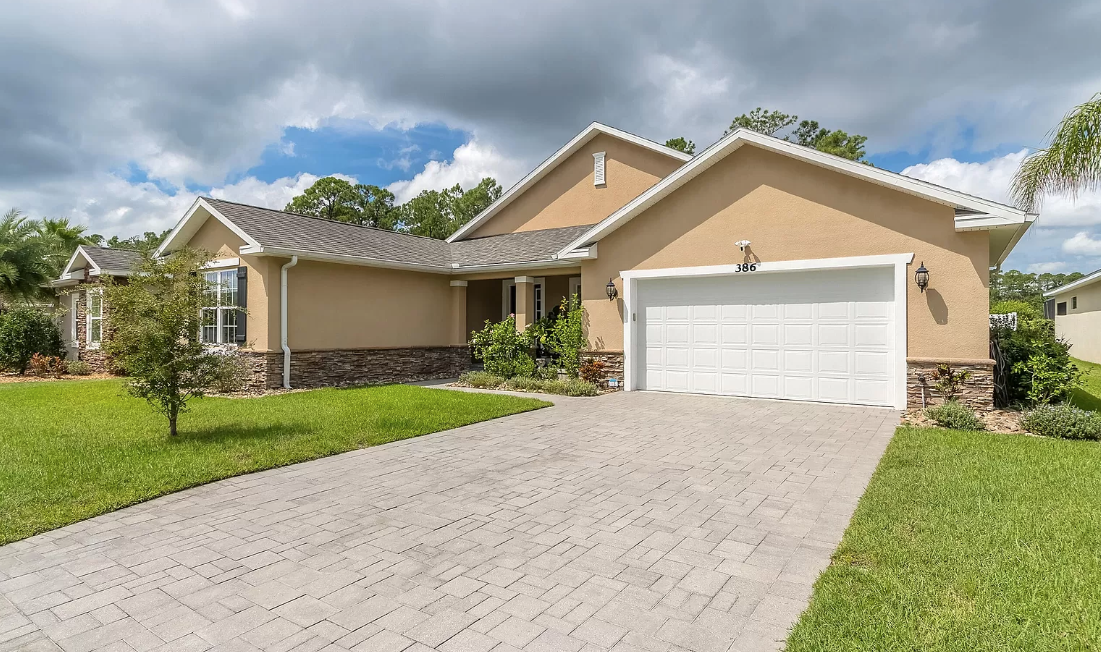 Photo of property: 386 Leoni St, New Smyrna Beach, FL 32168