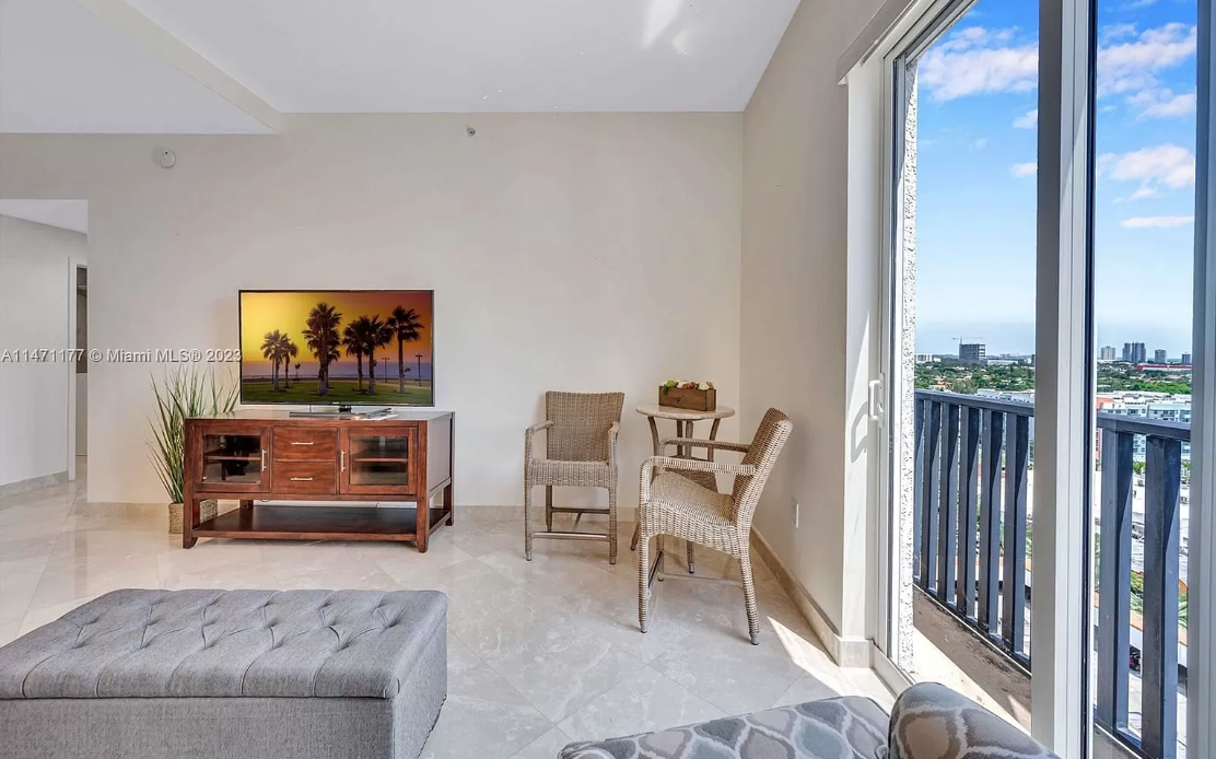 Photo of property: 10 Aragon Ave SUITE 1502, Coral Gables, FL 33134