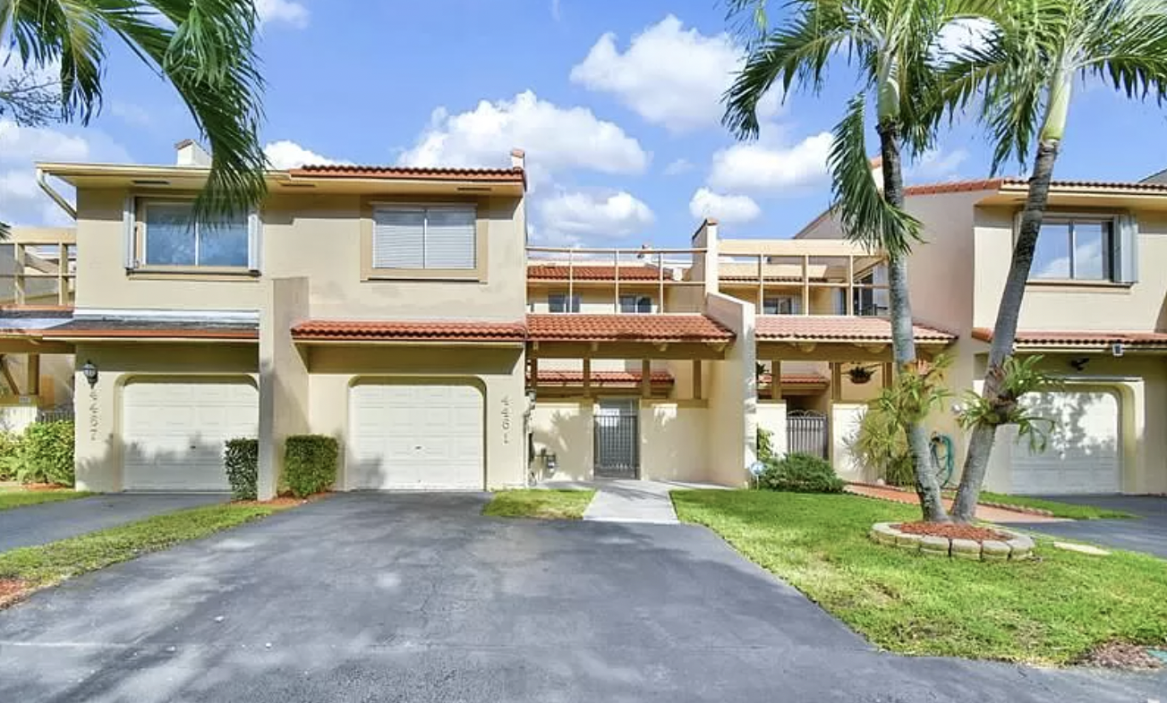 Photo of property: 4461 NW 102nd Pl, Doral, FL 33178