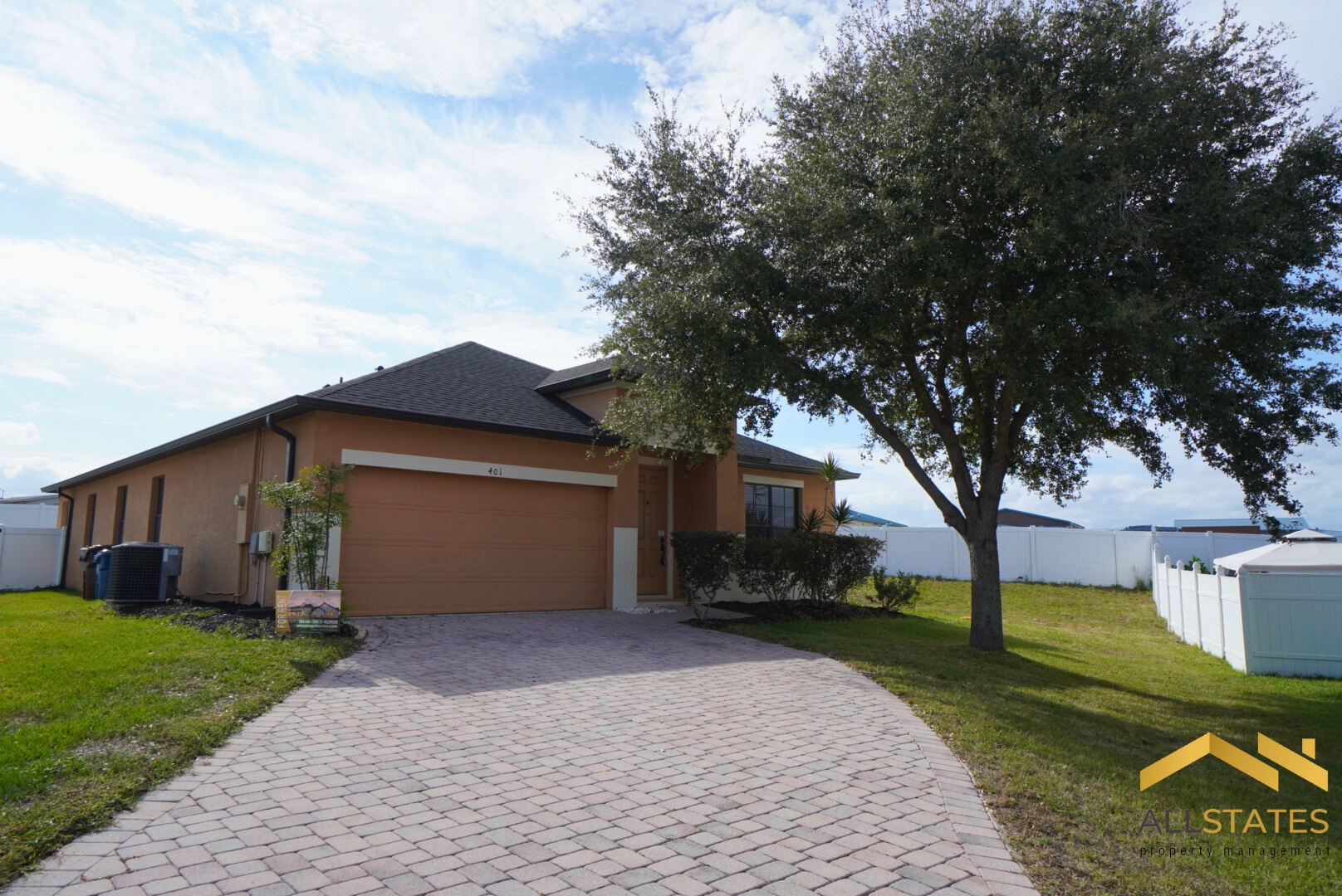 Photo of property: 401 Savannah Preserve Loop Davenport, FL 33837 