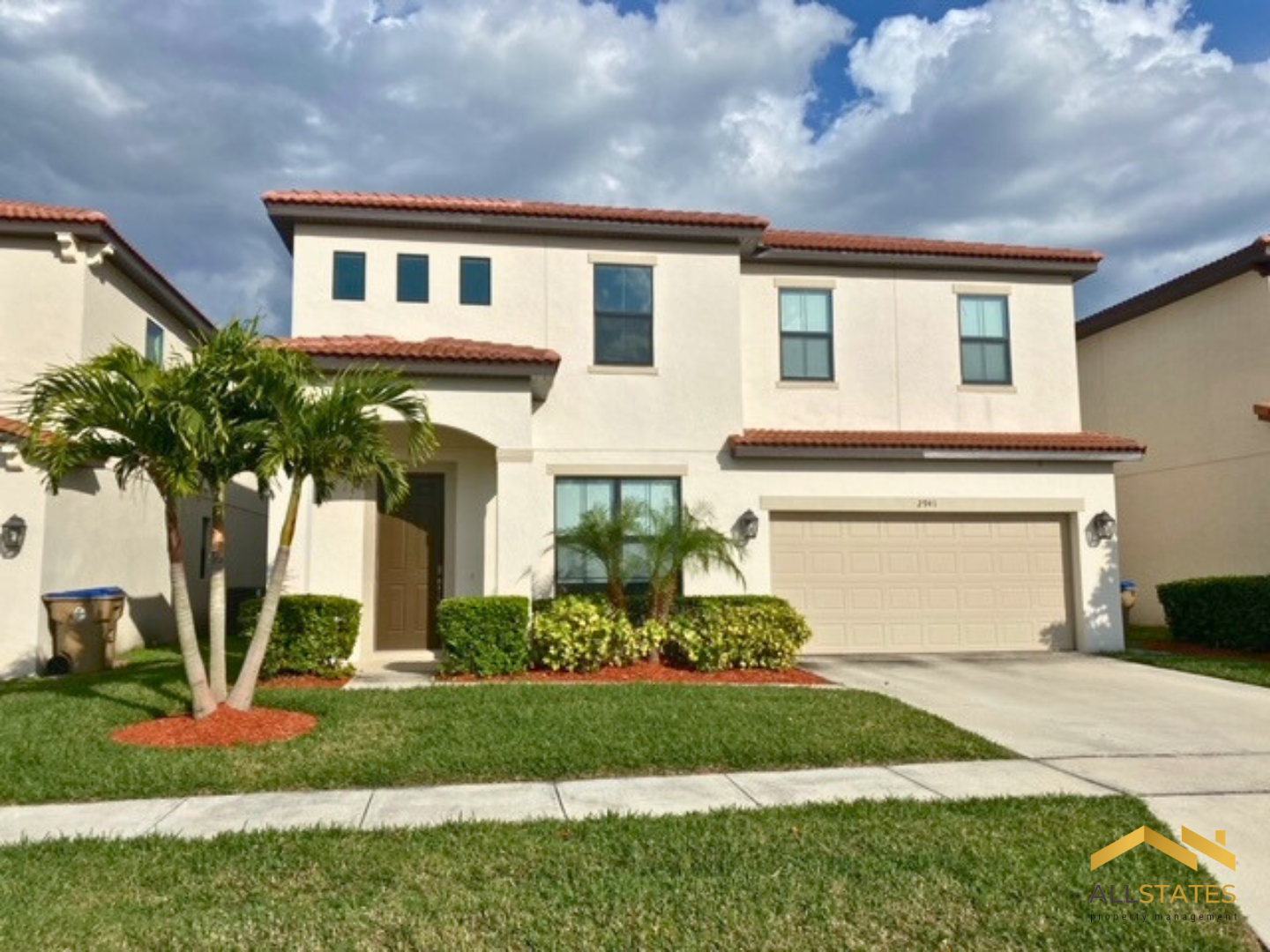 Photo of property: 2941 Siesta View Drive Kissimmee, FL 34744